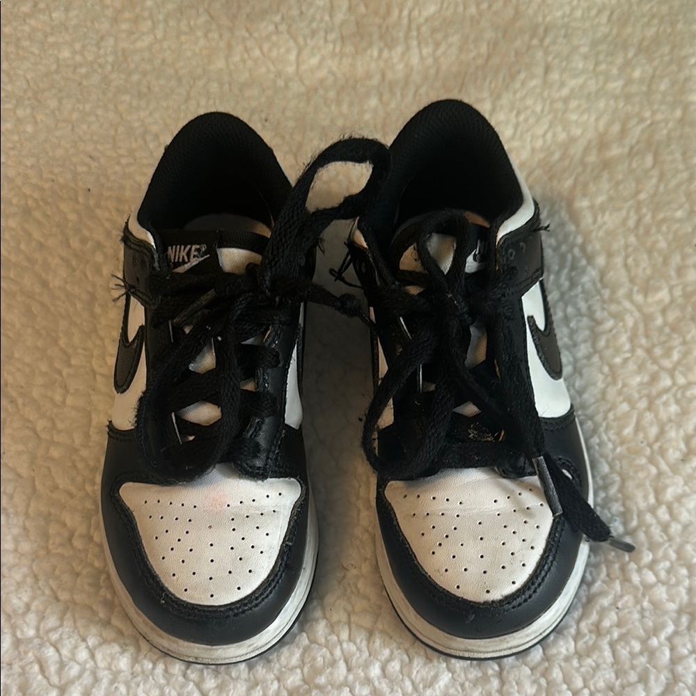 Nike Kids Black and White Sneakers